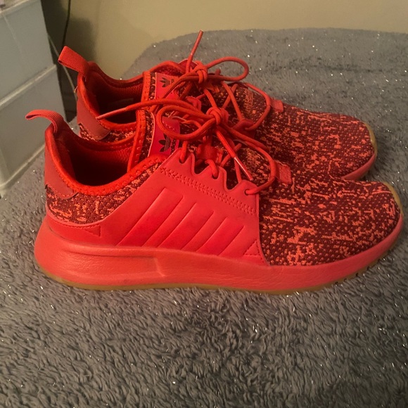 Big kids adidas sneakers - Picture 3 of 3